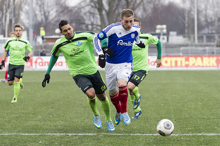 22. Spieltag: Holstein Kiel - Stuttgarter Kickers - Bild
