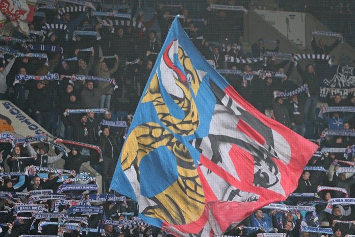 23. Spieltag 16/17: Hansa Rostock - Hallescher FC - Bild 1