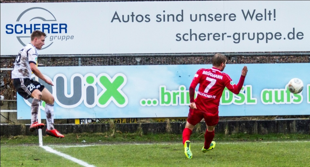 24. Spieltag: SV Elversberg - Hallescher FC - Bild 4