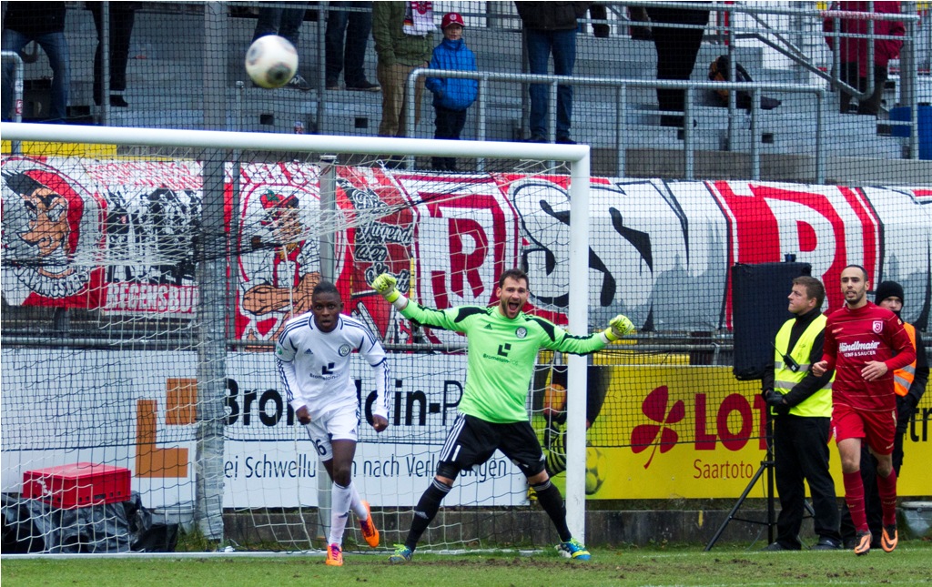17. Spieltag: SV Elversberg - Jahn Regensburg - Bild 11