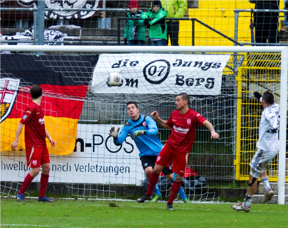 17. Spieltag: SV Elversberg - Jahn Regensburg - Bild 12
