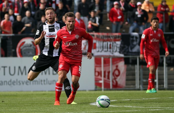 8. Spieltag 17/18: VfR Aalen - Würzburger Kickers - Bild 4