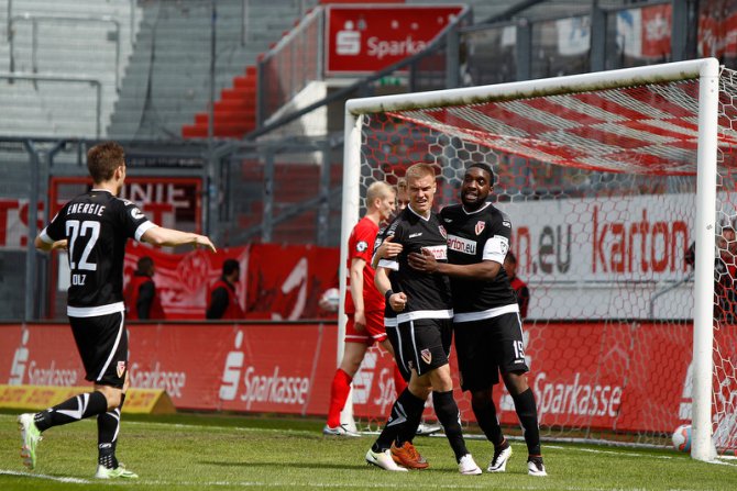 36. Spieltag 15/16: Energie Cottbus - Würzburger Kickers - Bild 4