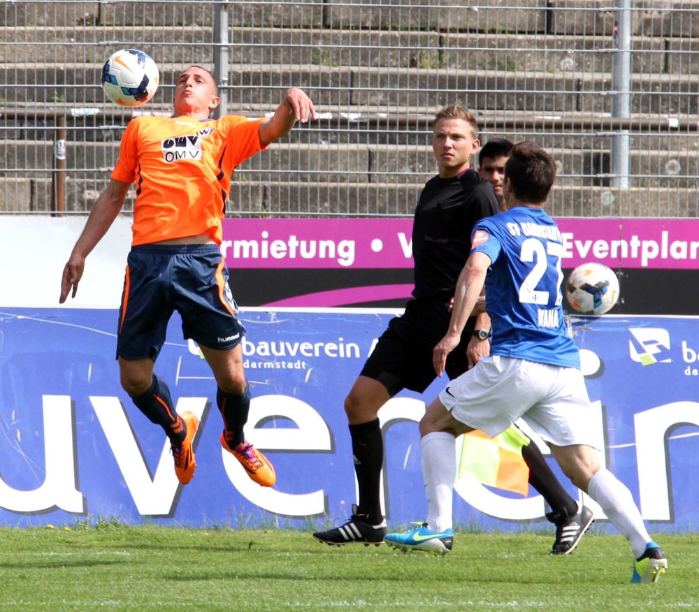 34. Spieltag: SV Darmstadt 98 - Wacker Burghausen - Bild 13