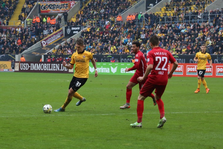 13. Spieltag 15/16: Dynamo Dresden - Energie Cottbus - Bild 11