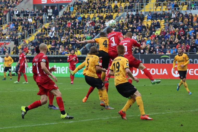 13. Spieltag 15/16: Dynamo Dresden - Energie Cottbus - Bild