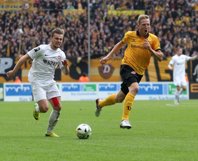 35. Spieltag 15/16: Dynamo Dresden - Wehen Wiesbaden - Bild 4
