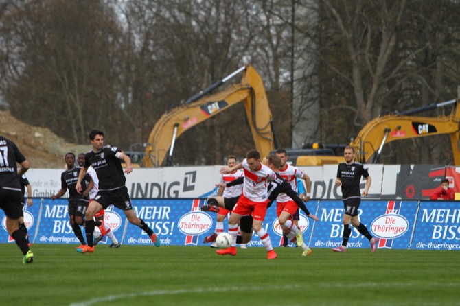 32. Spieltag: Rot-Weiß Erfurt - Hallescher FC - Bild 12