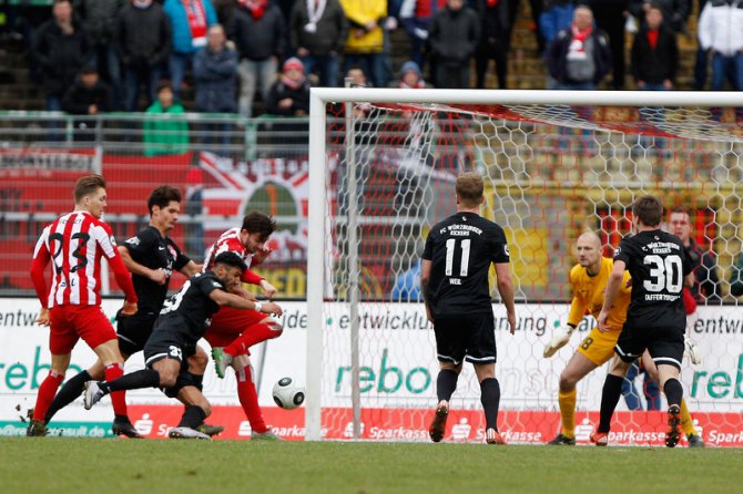 26. Spieltag 15/16: Rot-Weiß Erfurt - Würzburger Kickers - Bild 7