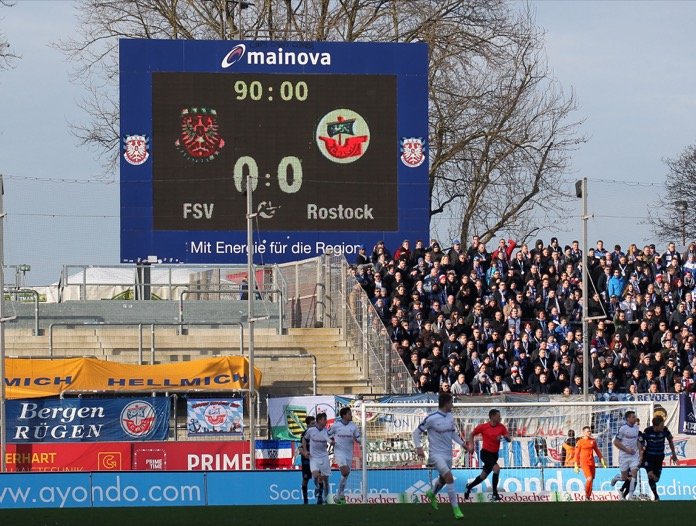 24. Spieltag 16/17: FSV Frankfurt - Hansa Rostock - Bild 8