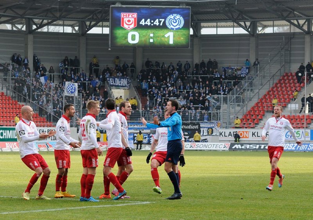 23. Spieltag: Hallescher FC - MSV Duisburg - Bild 9