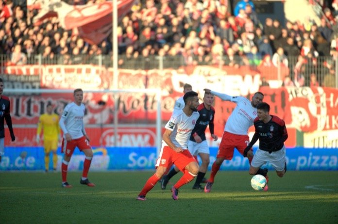 20. Spieltag 16/17: Hallescher FC - Rot-Weiß Erfurt