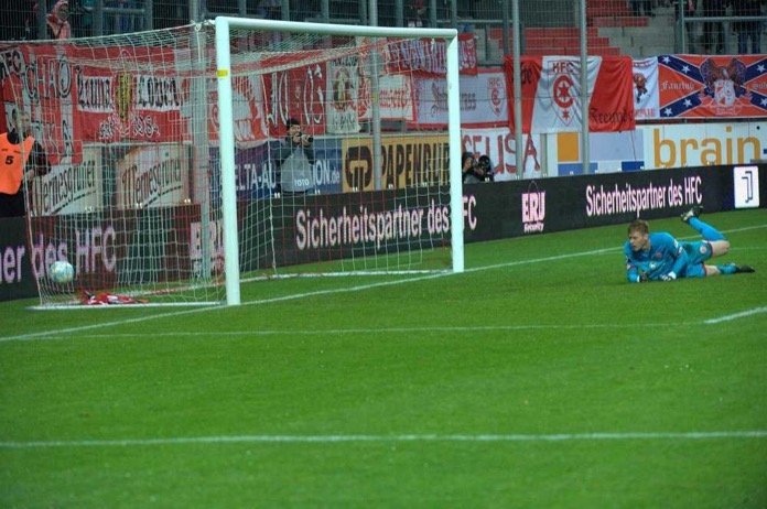 15. Spieltag 16/17: Hallescher FC - 1. FSV Mainz 05 II  - Bild 10