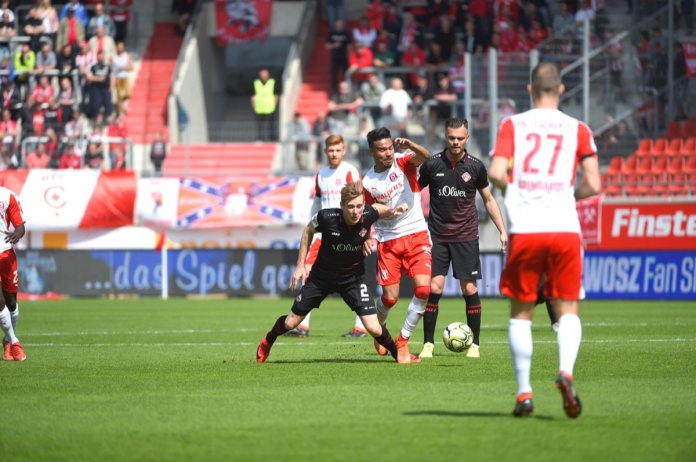 34. Spieltag 17/18: Hallescher FC - Würzburger Kickers Teil 2 - Bild 5