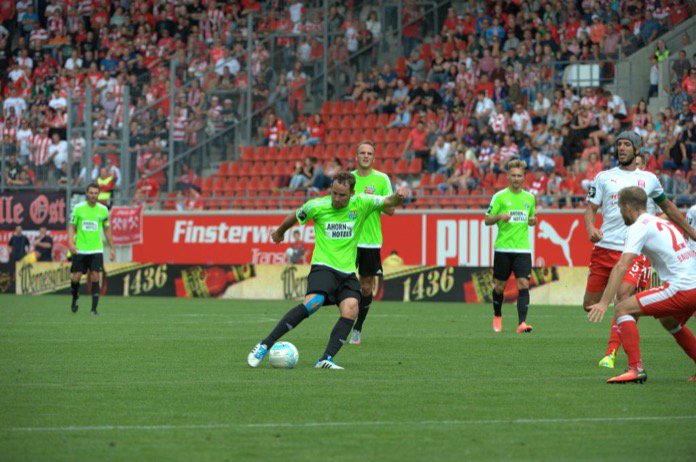 2. Spieltag 16/17:  Hallescher FC - Chemnitzer FC - Bild 13