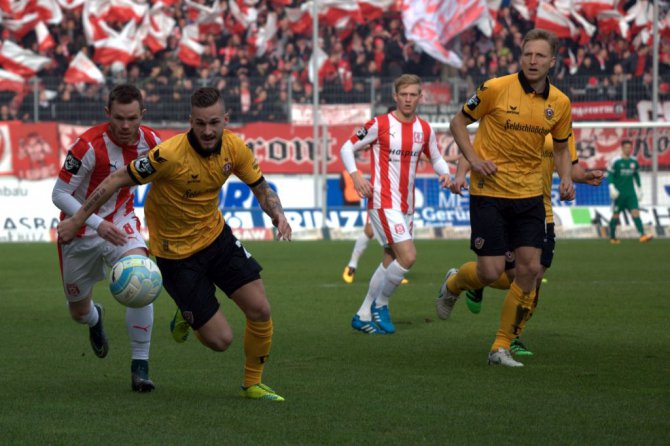 Dynamo Dresden koordiniert Bündnis „Willkommen im Fußball“