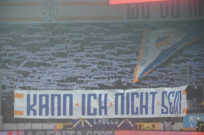 22. Spieltag 18/19: Hallescher FC - Carl Zeiss Jena - Bild 1