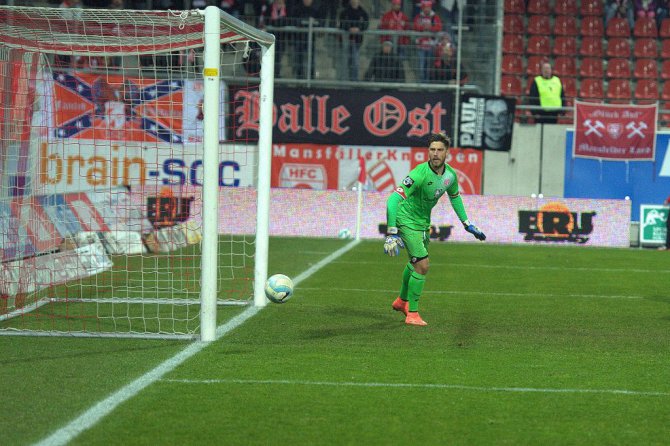 30. Spieltag 15/16: Hallescher FC - 1. FSV Mainz 05 II - Bild 10
