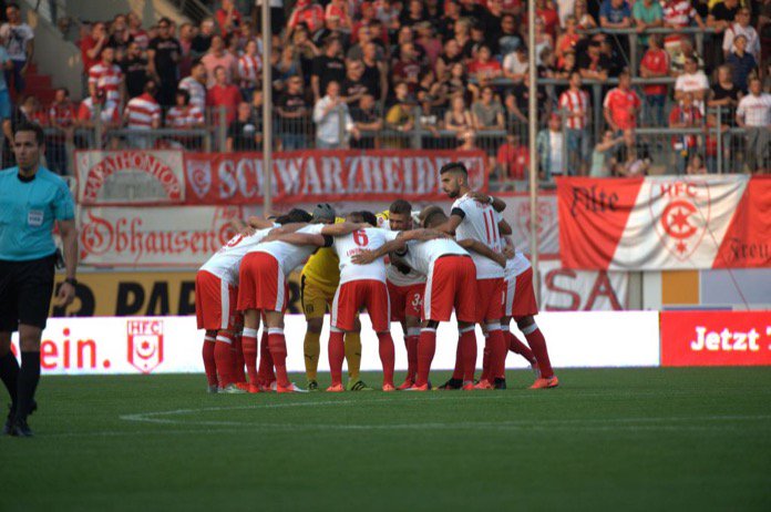 6. Spieltag 16/17: Hallescher FC - Preußen Münster - Bild 1