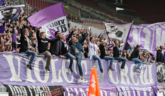VfL Osnabrück vor großer Kulisse gegen SF Lotte