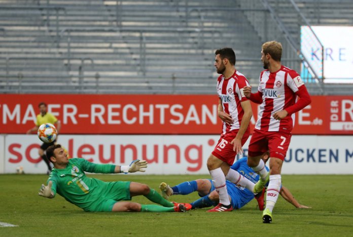 31. Spieltag 19/20: Würzburger Kickers - Carl Zeiss Jena - Bild 11