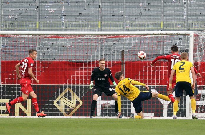 35. Spieltag 18/19: Würzburger Kickers - Fortuna Köln - Bild 15