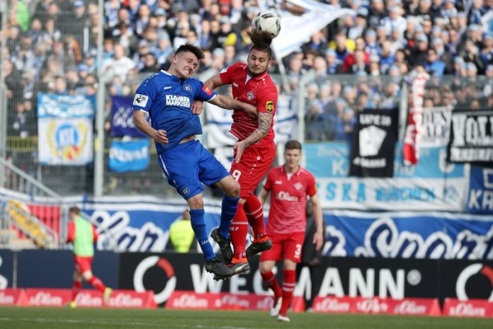 31. Spieltag 17/18: Würzburger Kickers - Karlsruher SC