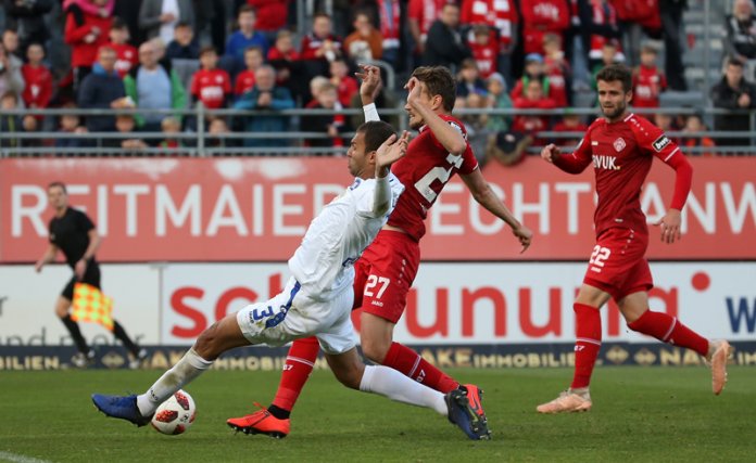 33. Spieltag 18/19: Würzburger Kickers - Karlsruher SC - Bild 9