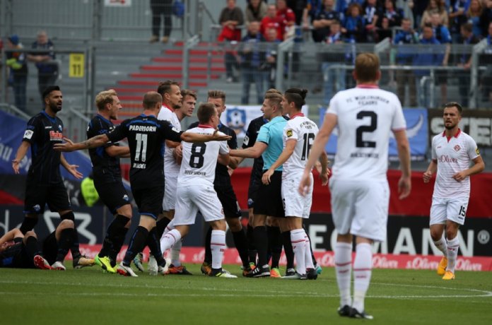 7. Spieltag 17/18: Würzburger Kickers - SC Paderborn 07 - Bild 15
