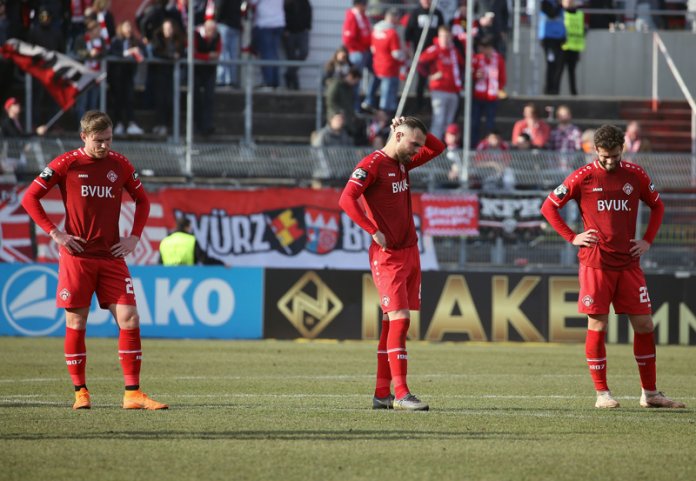 24. Spieltag 18/19: Würzburger Kickers - Hansa Rostock - Bild 12