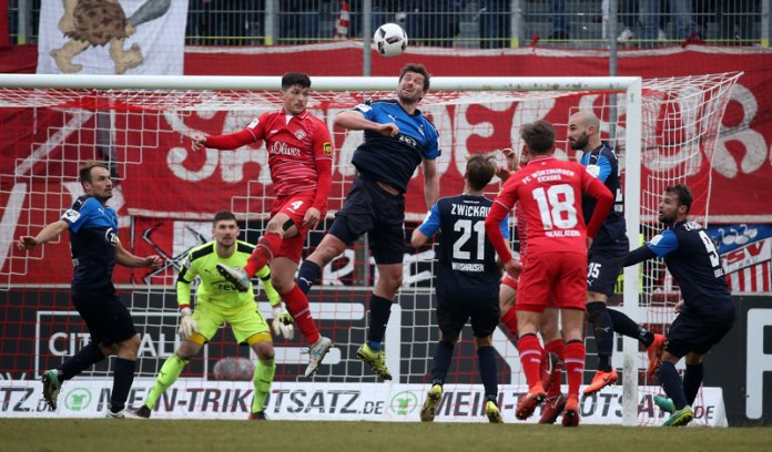25. Spieltag 17/18: Würzburger Kickers - FSV Zwickau - Bild 11