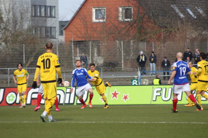 27. Spieltag 15/16: Holstein Kiel - VfR Aalen - Bild