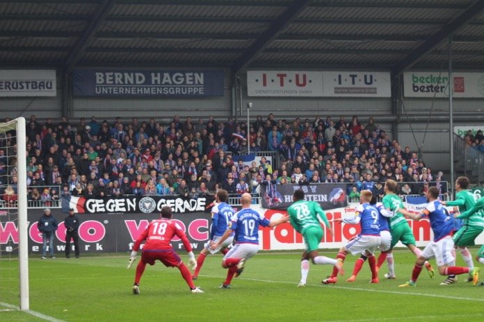 11. Spieltag 16/17: Holstein Kiel - SV Werder Bremen II - Bild 14