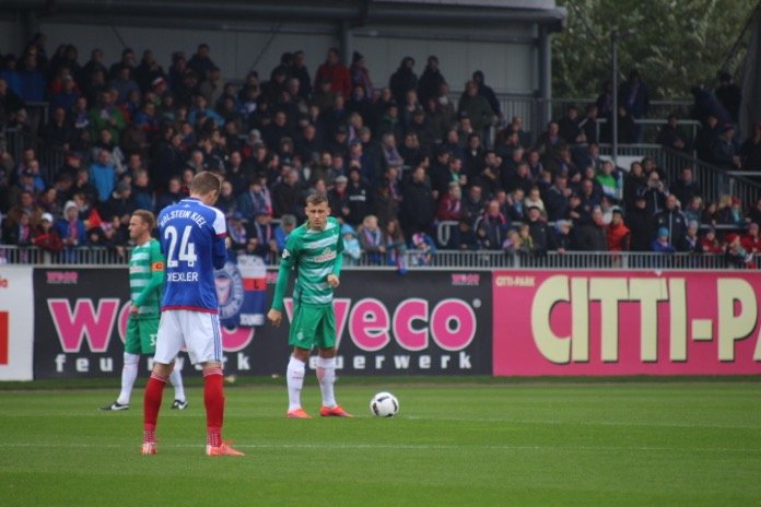 11. Spieltag 16/17: Holstein Kiel - SV Werder Bremen II - Bild 4