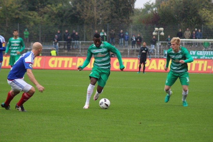 11. Spieltag 16/17: Holstein Kiel - SV Werder Bremen II