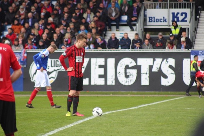 34. Spieltag 16/17: Holstein Kiel - Chemnitzer FC - Bild 1