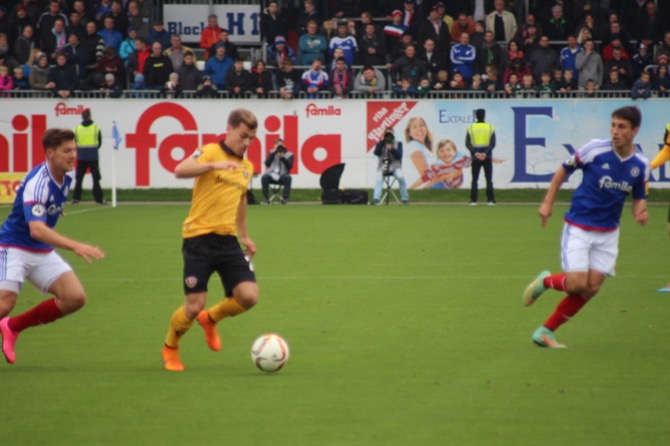 14. Spieltag 15/16: Holstein Kiel - Dynamo Dresden - Bild 15