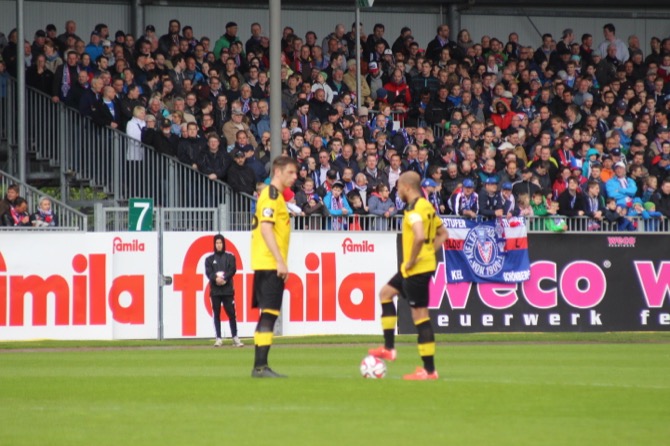 36. Spieltag: Holstein Kiel - Fortuna Köln - Bild 2