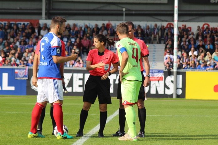9. Spieltag 16/17: Holstein Kiel - 1. FSV Mainz 05 II - Bild 1