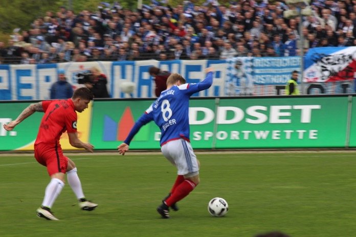 36. Spieltag 16/17: Holstein Kiel - Hansa Rostock - Bild 4