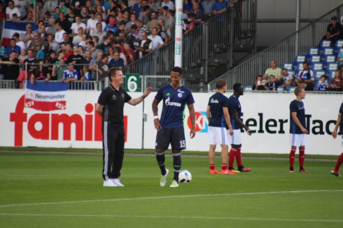 Testspiel 16/17: Holstein Kiel - Schalke 04  - Bild 1