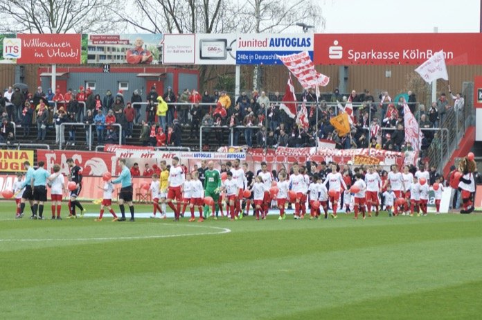 28. Spieltag 16/17: Fortuna Köln - Sonnenhof Großaspach - Bild 1