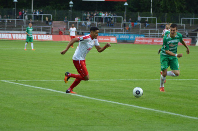 2. Spieltag 16/17: Fortuna Köln - SV Werder Bremen II  - Bild 12