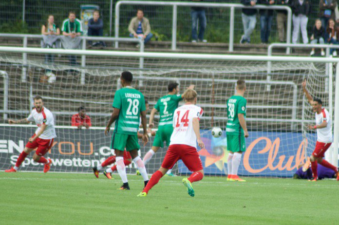 2. Spieltag 16/17: Fortuna Köln - SV Werder Bremen II 