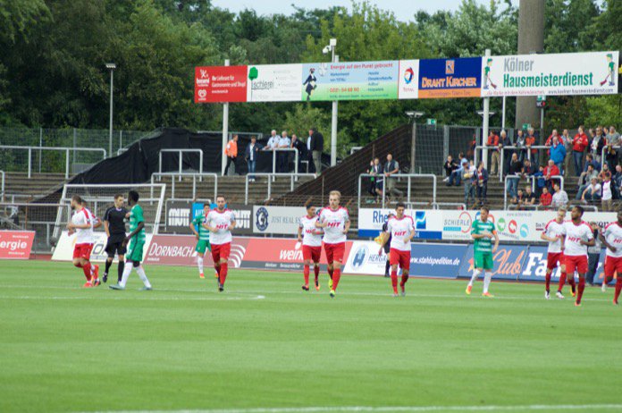 2. Spieltag 16/17: Fortuna Köln - SV Werder Bremen II 