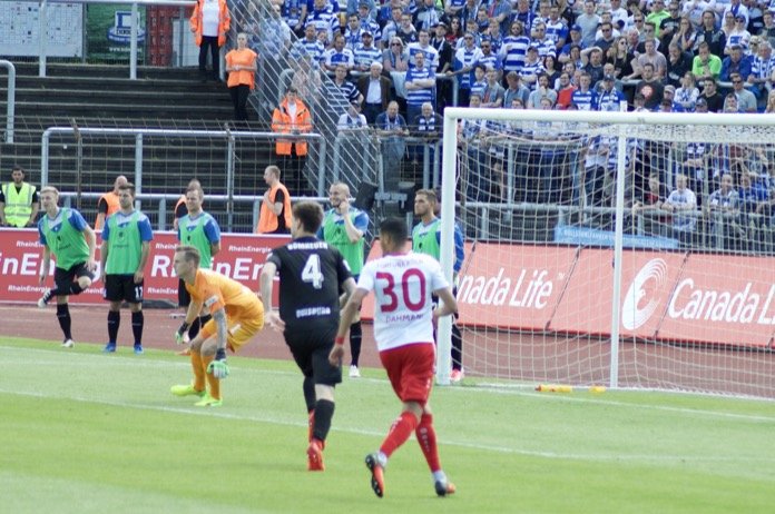 37. Spieltag 16/17: Fortuna Köln - MSV Duisburg - Bild 11