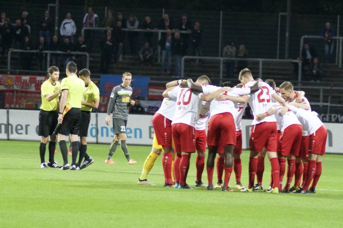 12. Spieltag 17/18: Fortuna Köln - Rot-Weiß Erfurt - Bild 1
