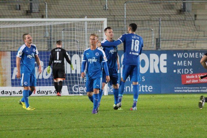 11. Spieltag 17/18: Sportfreunde Lotte - Hallescher FC - Bild 15