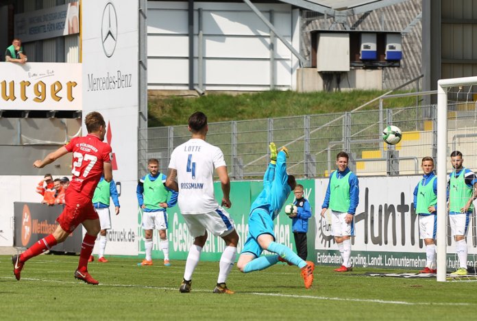 36. Spieltag 17/18: Sportfreunde Lotte - Würzburger Kickers - Bild 10