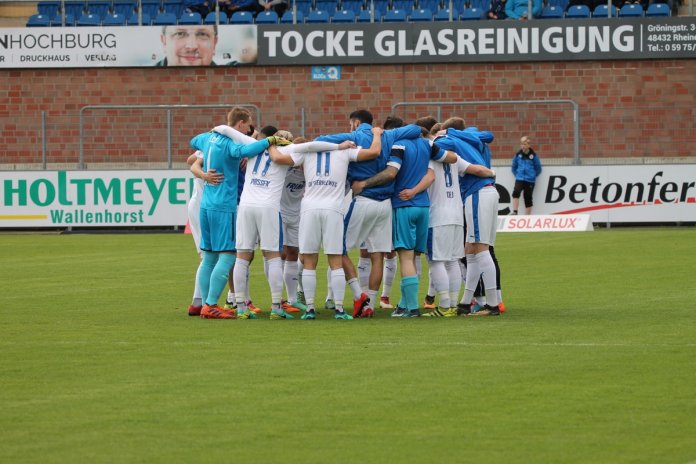 36. Spieltag 17/18: Sportfreunde Lotte - Würzburger Kickers Teil 2 - Bild 14